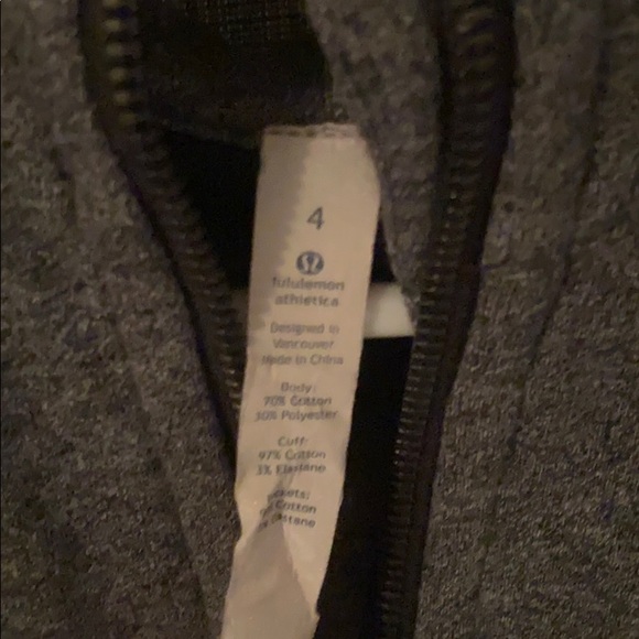Lulu lemon sweatshirt! - Picture 5 of 5